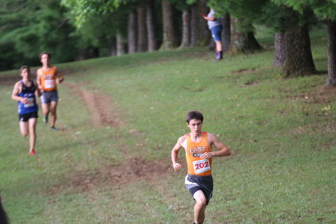Boys Cross Country Starts the Year Off Strong
